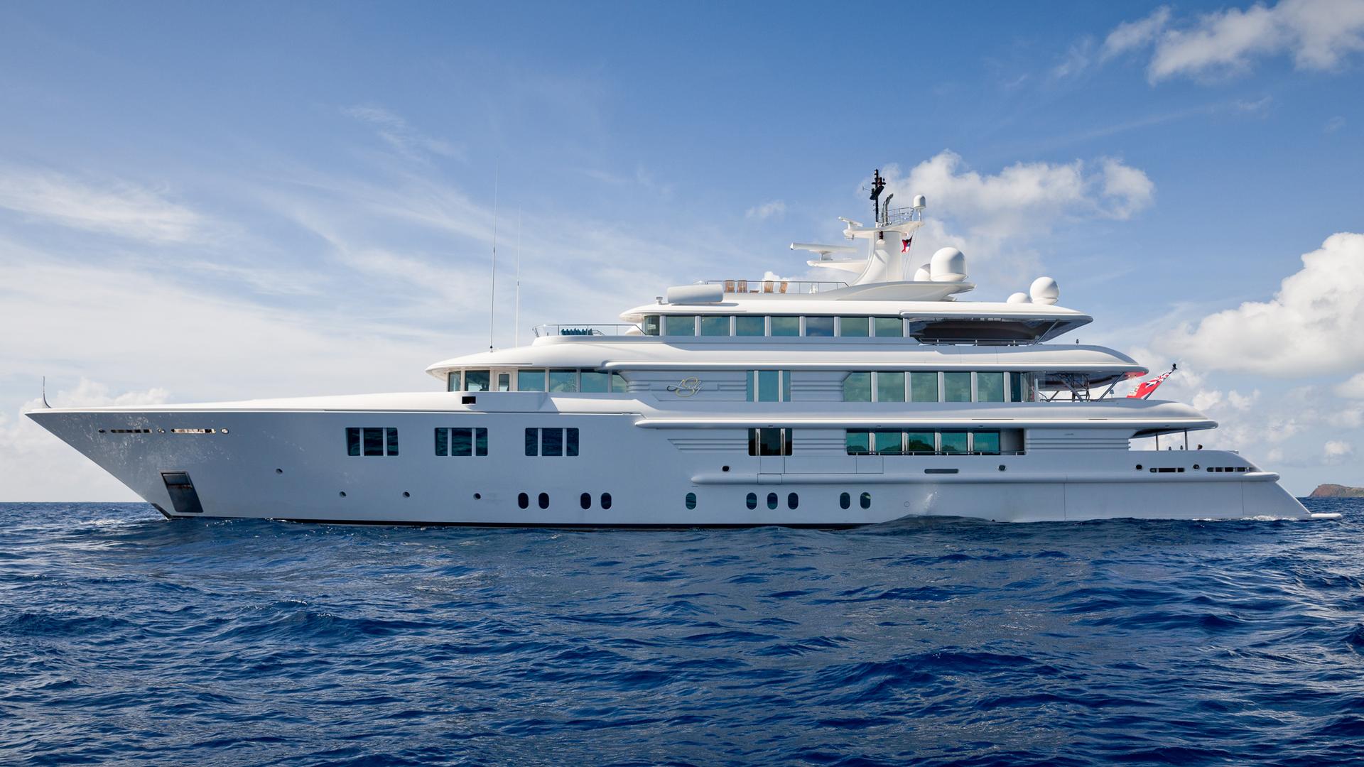 motor yacht lady e